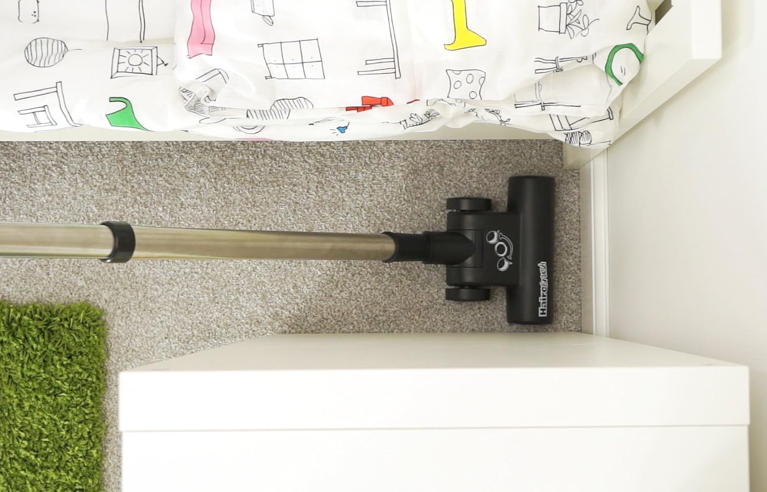 Xtra Bagged Cylinder Vacuum, 9 Litre, 620 Watt, Red