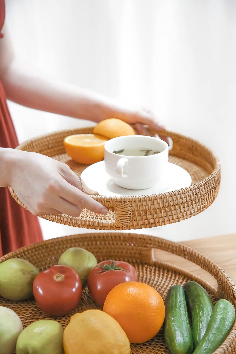 HITOMEN 11.8" Hand-Woven Round Rattan Serving Tray Decorative Wicker Trays with Handles for Coffee Table (Natural-M)